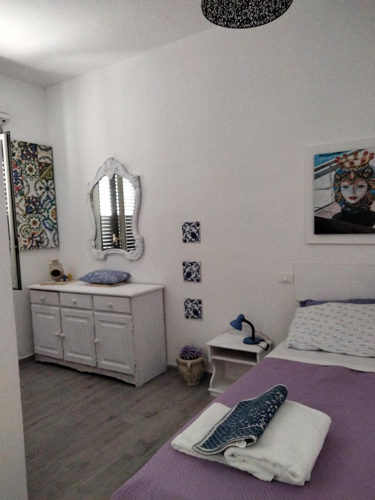Casetta Blu Mondello Zona Partanna Apartamento